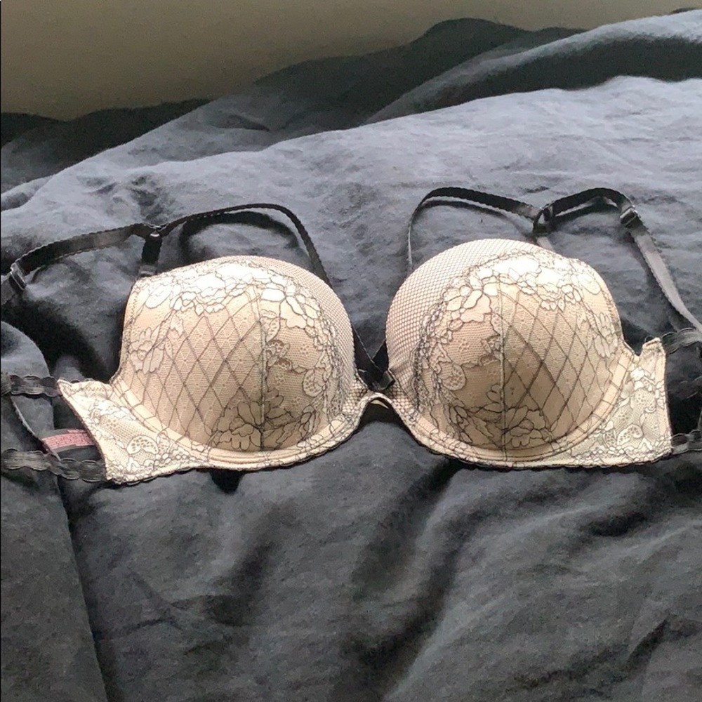 Victoria’s Secret Push-Up/Pigeonnant